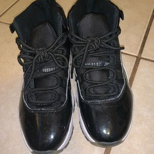 Nike Air Jordan Space Jam 11’s